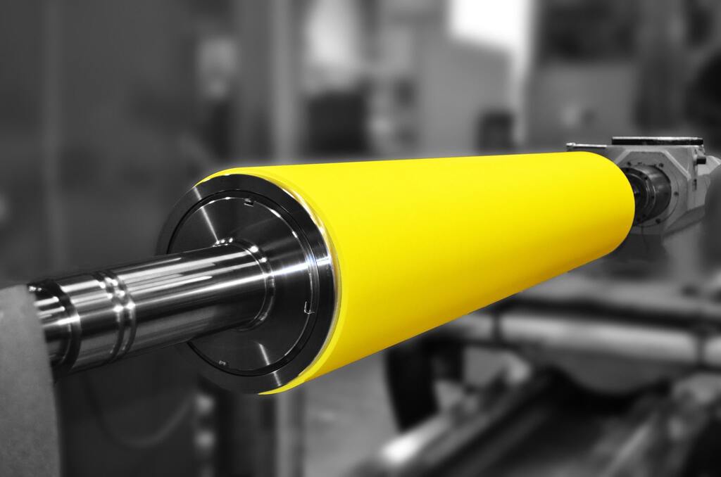 Non-woven roll recovering